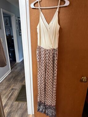 Love Tree Cream Top with Red Logo